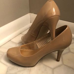 Getta madden Girl nude wedges